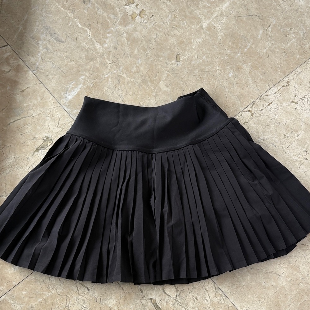 ALO Yoga Black Skater Skirt